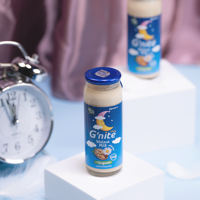G Nite Walnut Milk, Black Sesame Flavor 120ml